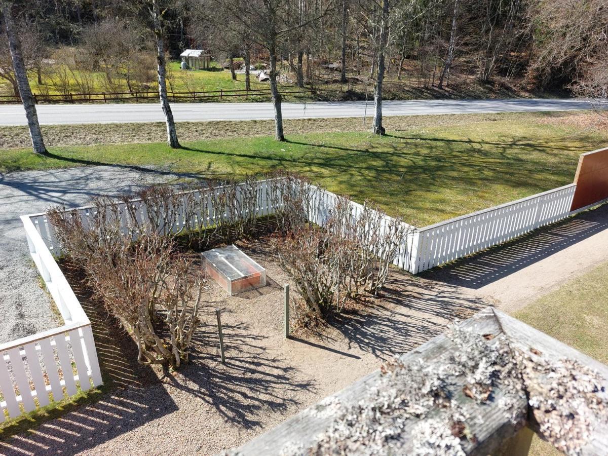 Flora Dekor Gaestgard, Lenagarden Guest House Alingsas Luaran gambar